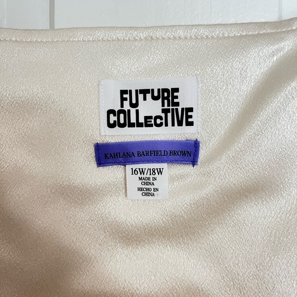 Satin White Tank - Picture 2 of 3